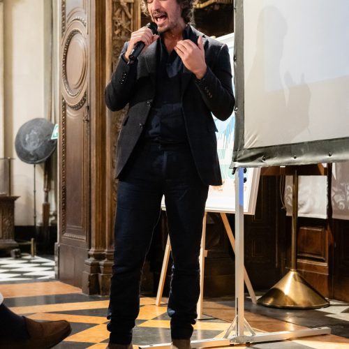 membro di Giuria - cantautore Pier Davide Carone