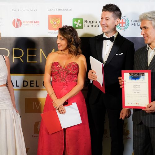 телеведущая Елена Николаева_ведущие_актер Виктор Пипа_